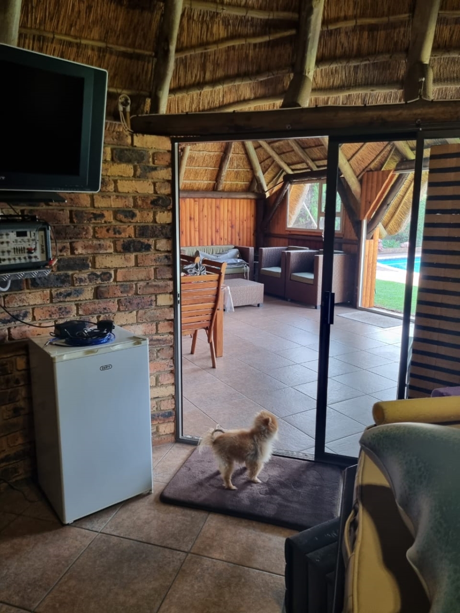 4 Bedroom Property for Sale in Roodia Free State